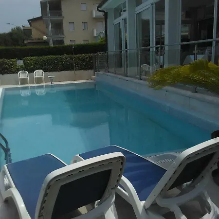 Cristallo Отель