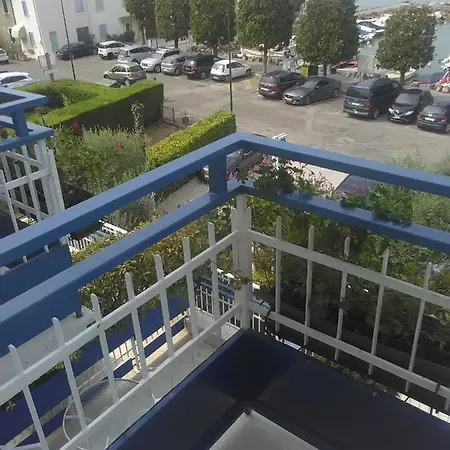 Cristallo Отель Пескьера-дель-Гарда